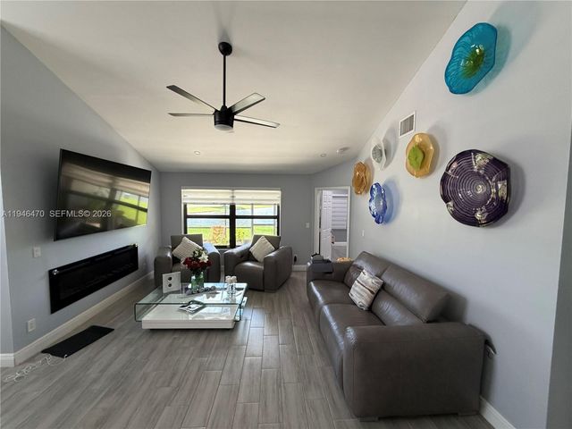 6788 Bitterbush Place, Boynton Beach, FL 33472