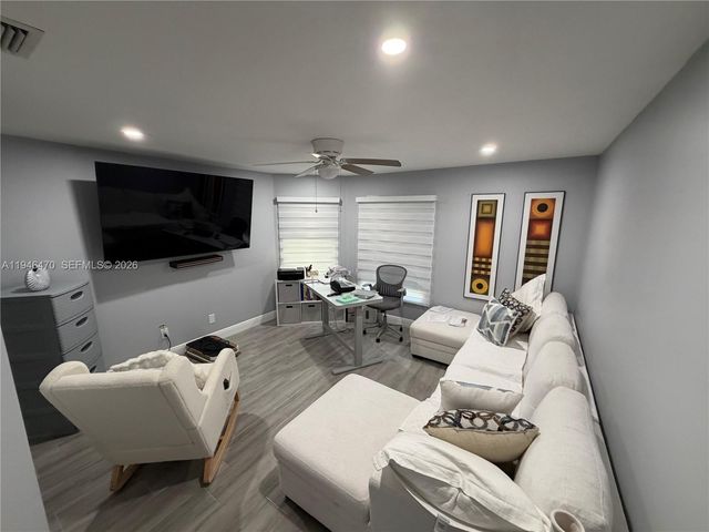 6788 Bitterbush Place, Boynton Beach, FL 33472