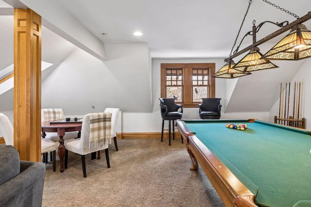 42 Kenwood Parkway, Saint Paul, MN 55105