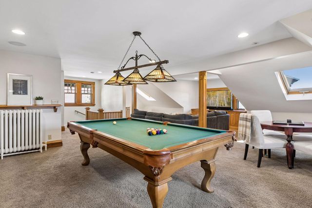 42 Kenwood Parkway, Saint Paul, MN 55105