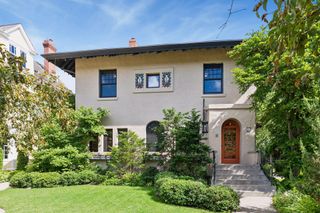 42 Kenwood Parkway, Saint Paul, MN 55105