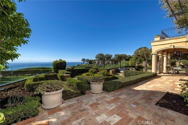 2 Channel Vista, Newport Coast, CA 92657