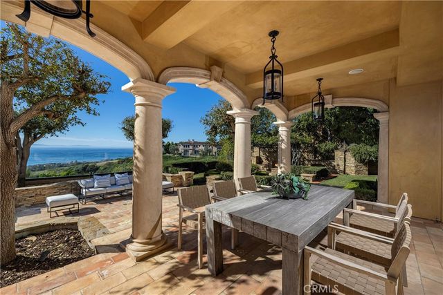 2 Channel Vista, Newport Coast, CA 92657