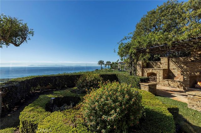 2 Channel Vista, Newport Coast, CA 92657