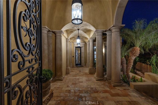 2 Channel Vista, Newport Coast, CA 92657