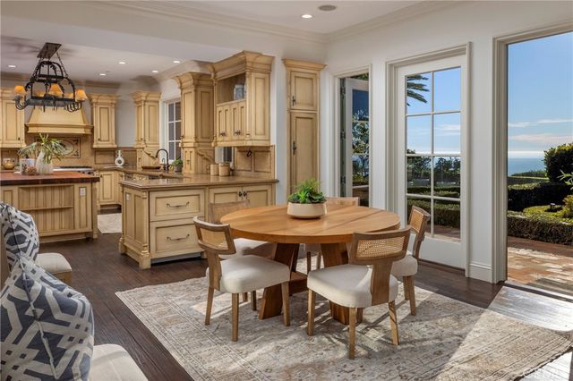 2 Channel Vista, Newport Coast, CA 92657