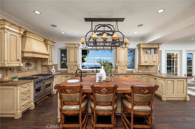 2 Channel Vista, Newport Coast, CA 92657