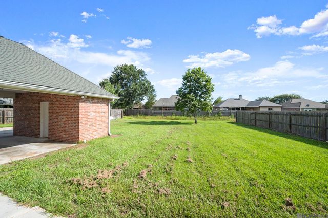 38278 Oakleigh Ln, Prairieville, LA 70769