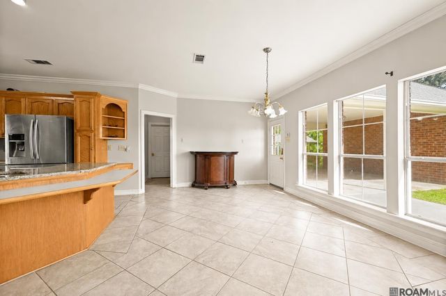 38278 Oakleigh Ln, Prairieville, LA 70769