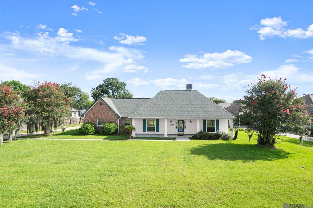 38278 Oakleigh Ln, Prairieville, LA 70769