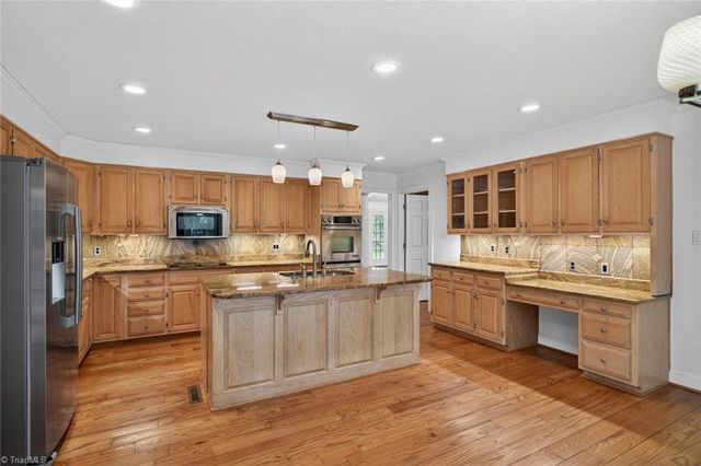 3712 Brandon Drive, High Point, NC 27265