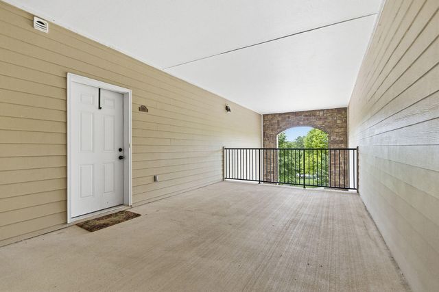 4008 W WORLEY ST 302, Columbia, MO 65203