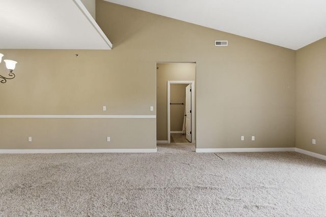 4008 W WORLEY ST 302, Columbia, MO 65203