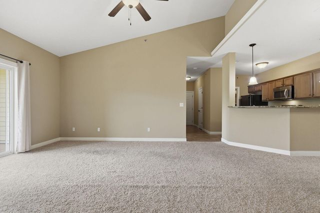 4008 W WORLEY ST 302, Columbia, MO 65203