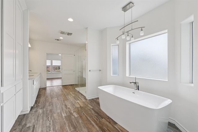 418 W Holland ST, San Marcos, TX 78666