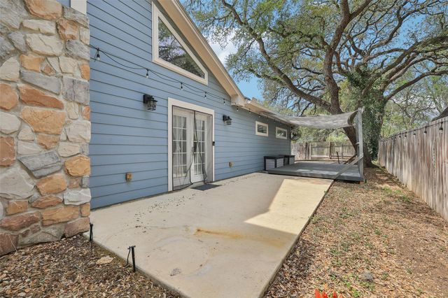 418 W Holland ST, San Marcos, TX 78666
