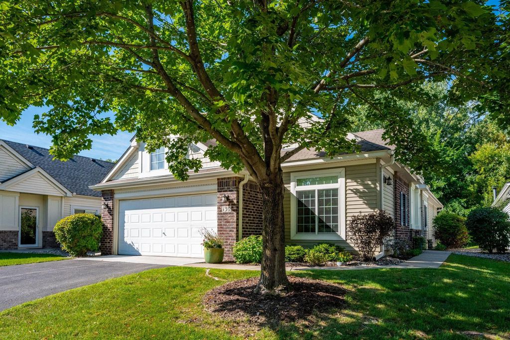 130 Lakeview Road E, Chanhassen, MN 55317 — photo 2