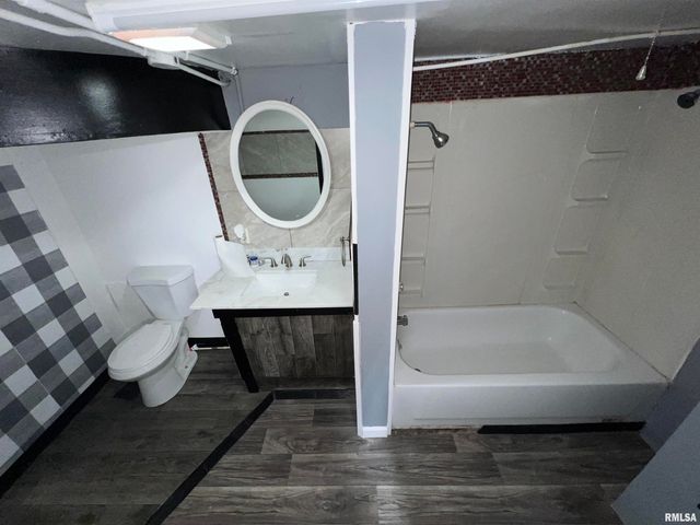 416 W Main St Ste A, Peoria, IL 61606