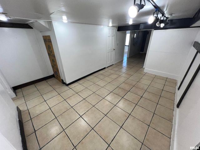 416 W Main St Ste A, Peoria, IL 61606