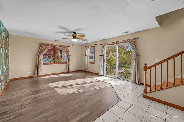 31 W Harrison Road, Lombard, IL 60148