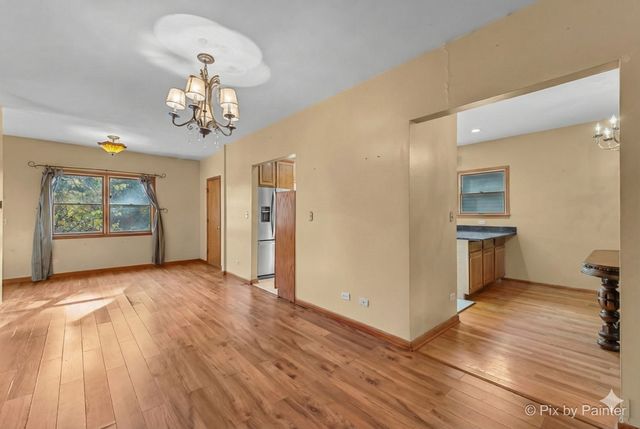 31 W Harrison Road, Lombard, IL 60148