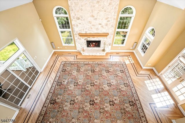 9 Wexford Ct, Warren Twp., NJ 07059