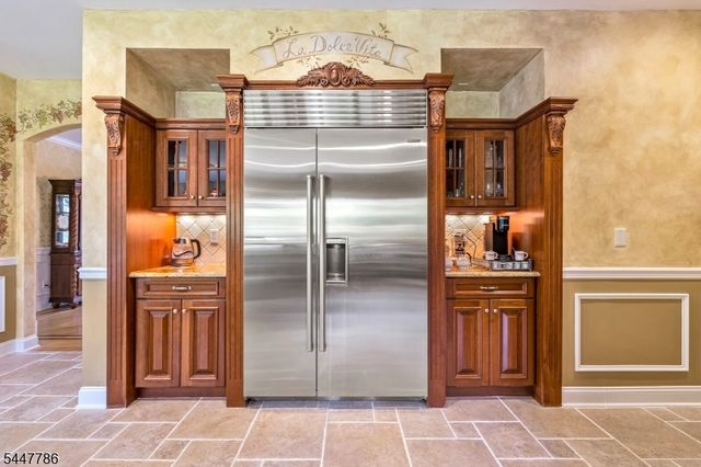 9 Wexford Ct, Warren Twp., NJ 07059