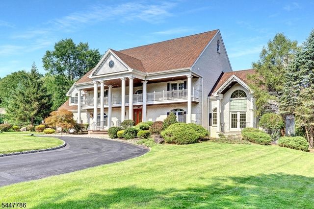 9 Wexford Ct, Warren Twp., NJ 07059
