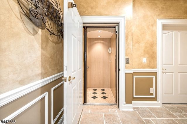 9 Wexford Ct, Warren Twp., NJ 07059