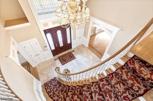 9 Wexford Ct, Warren Twp., NJ 07059
