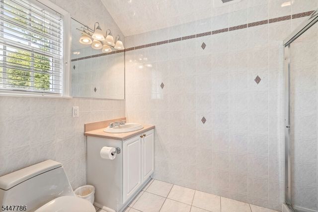 9 Wexford Ct, Warren Twp., NJ 07059