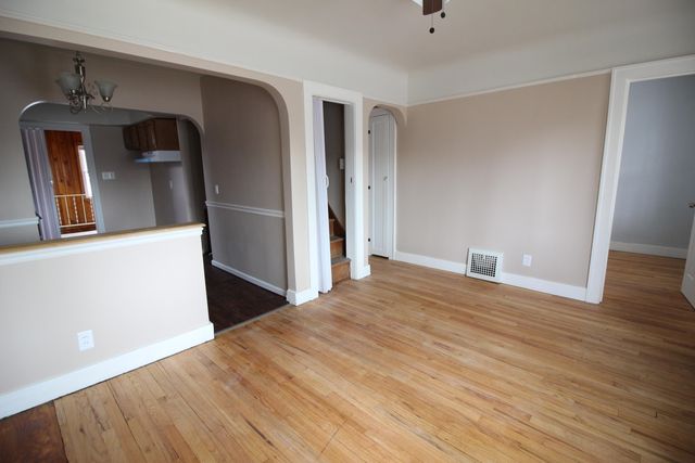 1028 Mollno Street, Wyandotte City, MI 48192