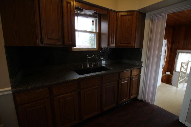 1028 Mollno Street, Wyandotte City, MI 48192