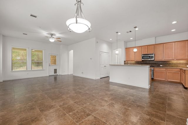 12835 Arden Glen Lane, Houston, TX 77044