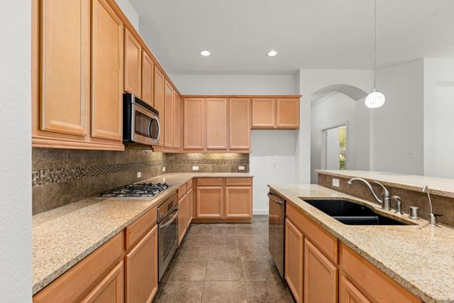 12835 Arden Glen Lane, Houston, TX 77044