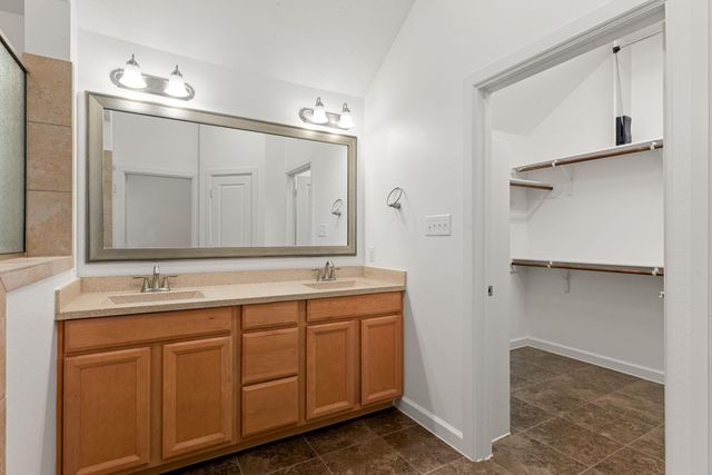 12835 Arden Glen Lane, Houston, TX 77044