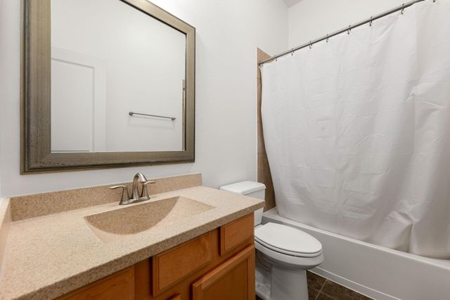 12835 Arden Glen Lane, Houston, TX 77044