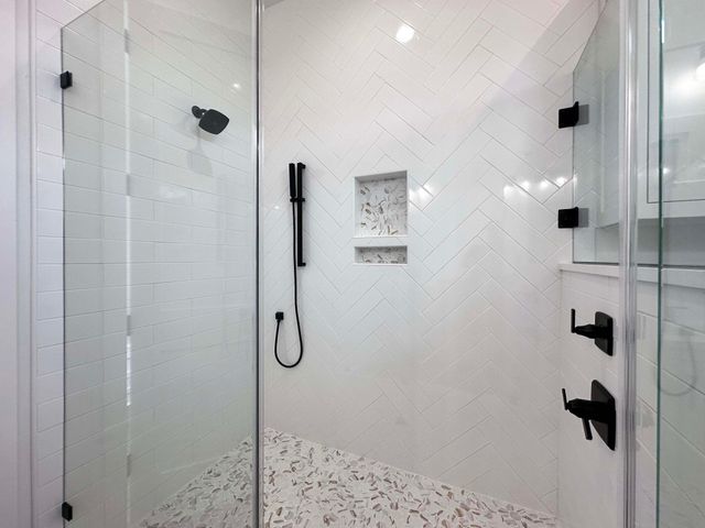 2301 Trinidad Drive, Crystal Beach, TX 77650