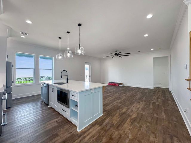 2301 Trinidad Drive, Crystal Beach, TX 77650