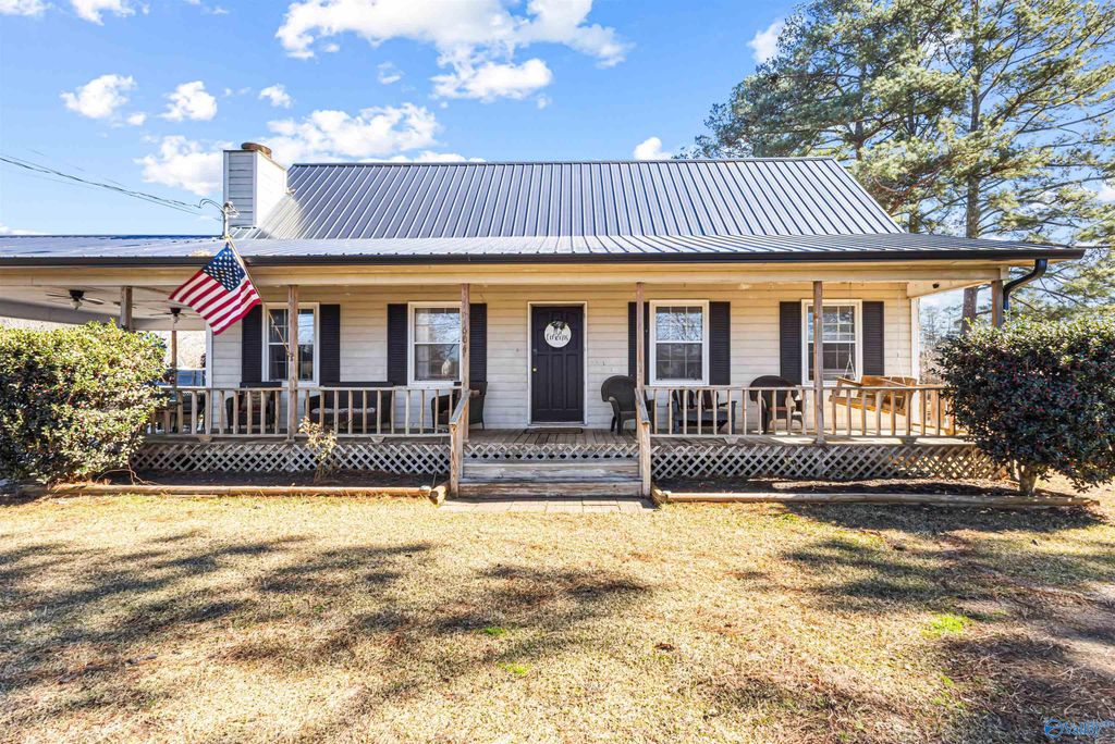 604 Stewart Avenue, Attalla, AL 35954