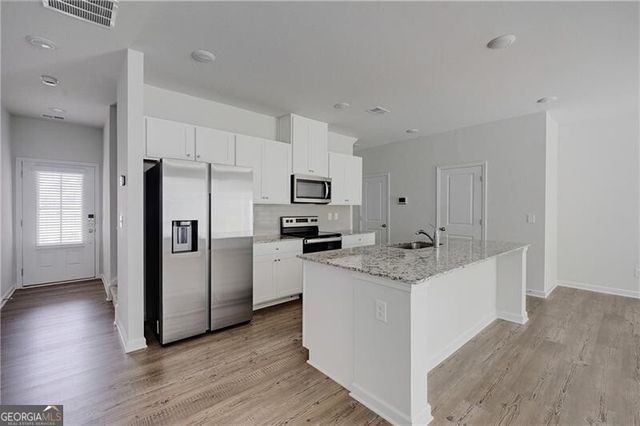 5141 Sidney Square Drive, Flowery Branch, GA 30542