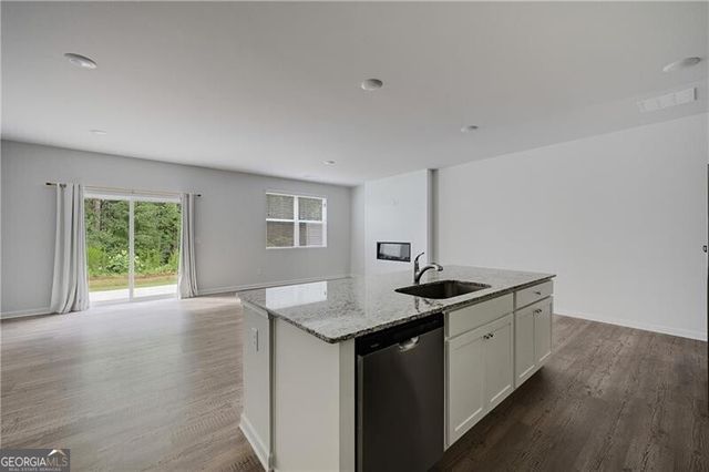 5141 Sidney Square Drive, Flowery Branch, GA 30542