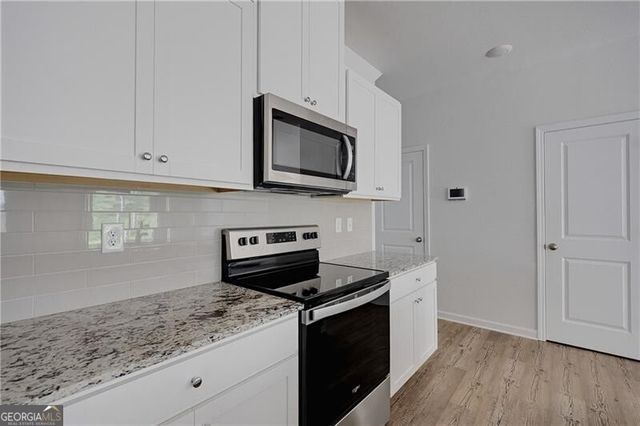 5141 Sidney Square Drive, Flowery Branch, GA 30542