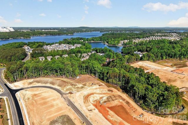 18427 Cove Landing Road, Charlotte, NC 28278