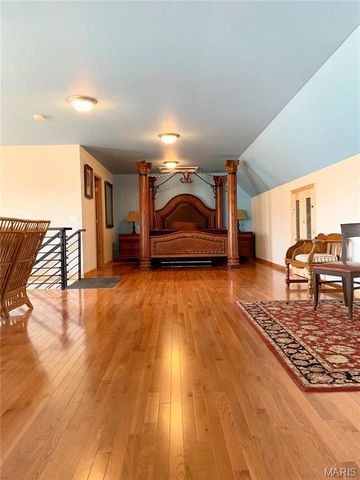 24613 Shady Oak Place, Perry, MO 63462