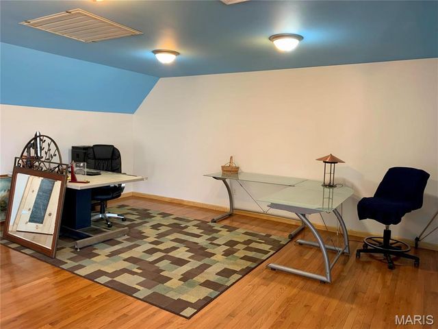 24613 Shady Oak Place, Perry, MO 63462