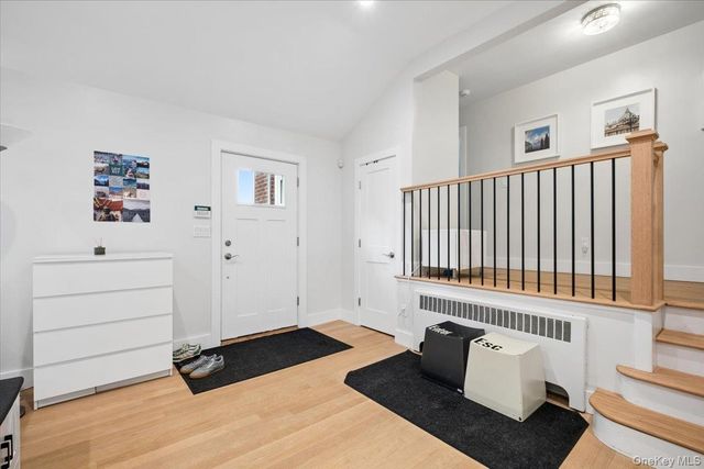54 Park Circle, White Plains, NY 10603