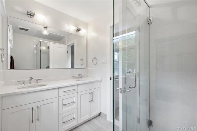 54 Park Circle, White Plains, NY 10603