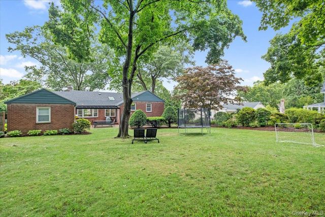 54 Park Circle, White Plains, NY 10603