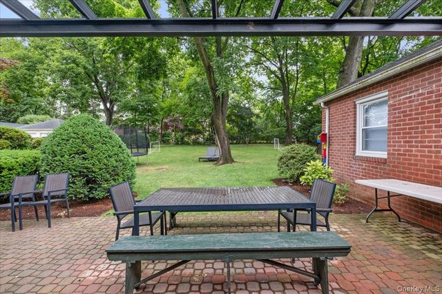 54 Park Circle, White Plains, NY 10603